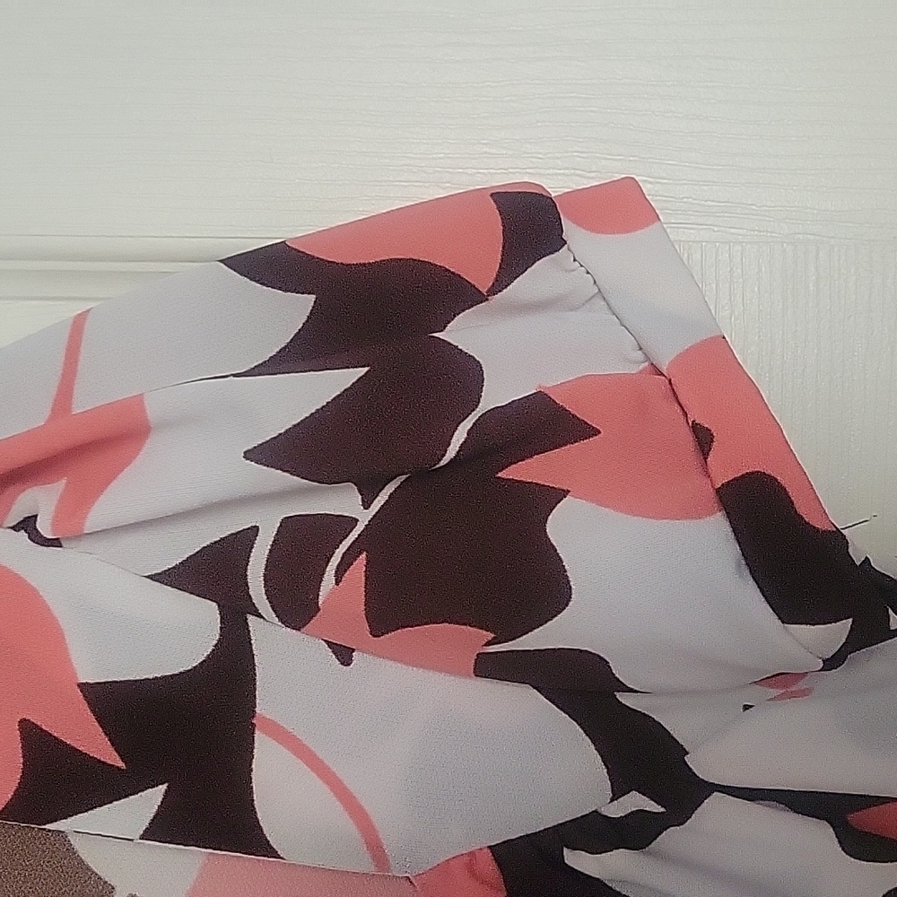 Top - Picture 4 of 4